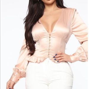 Fashion nova blouse